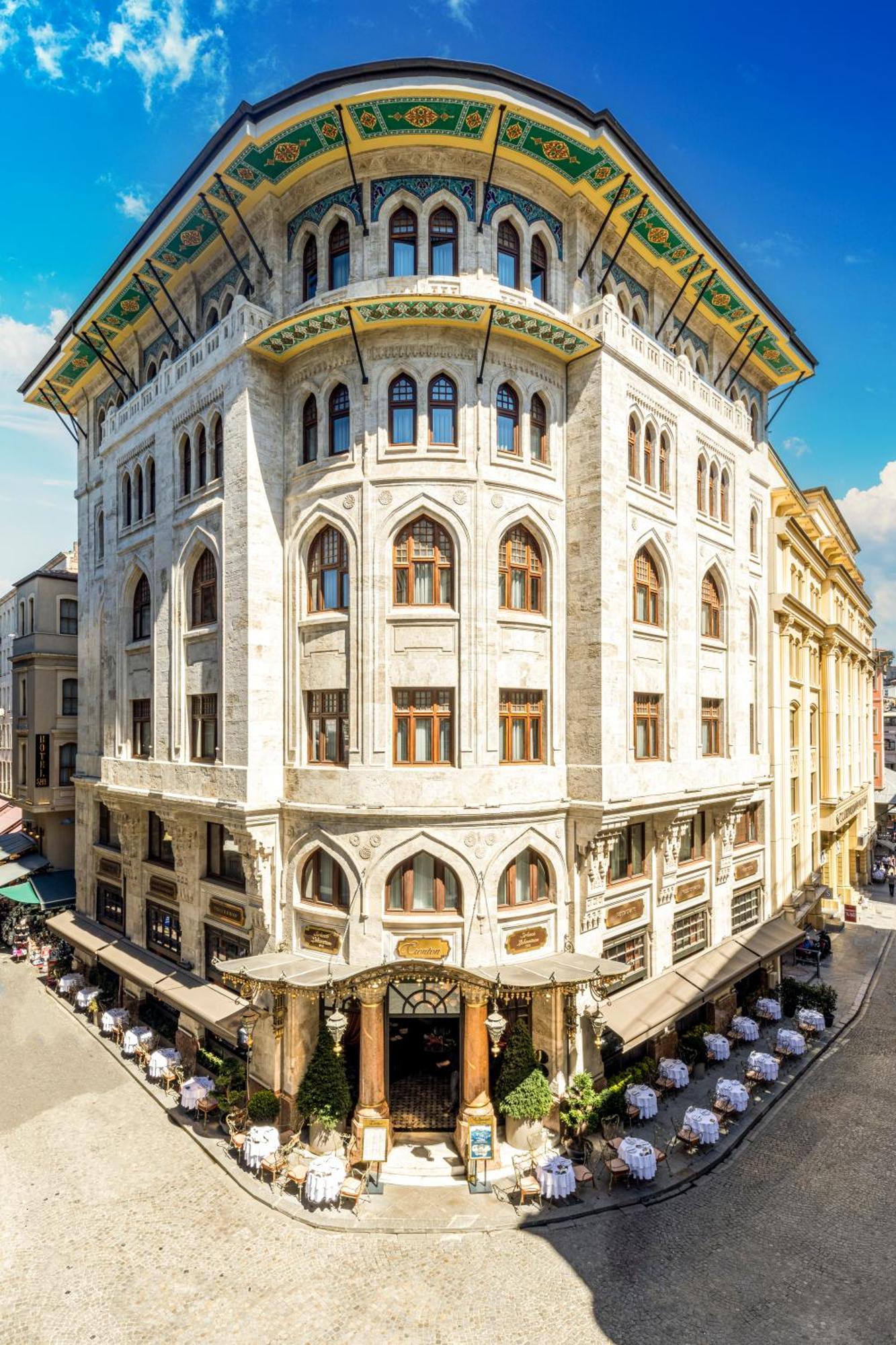 Cronton Design Hotel Стамбул Екстер'єр фото The building of the National Museum of the Republic of North Macedonia